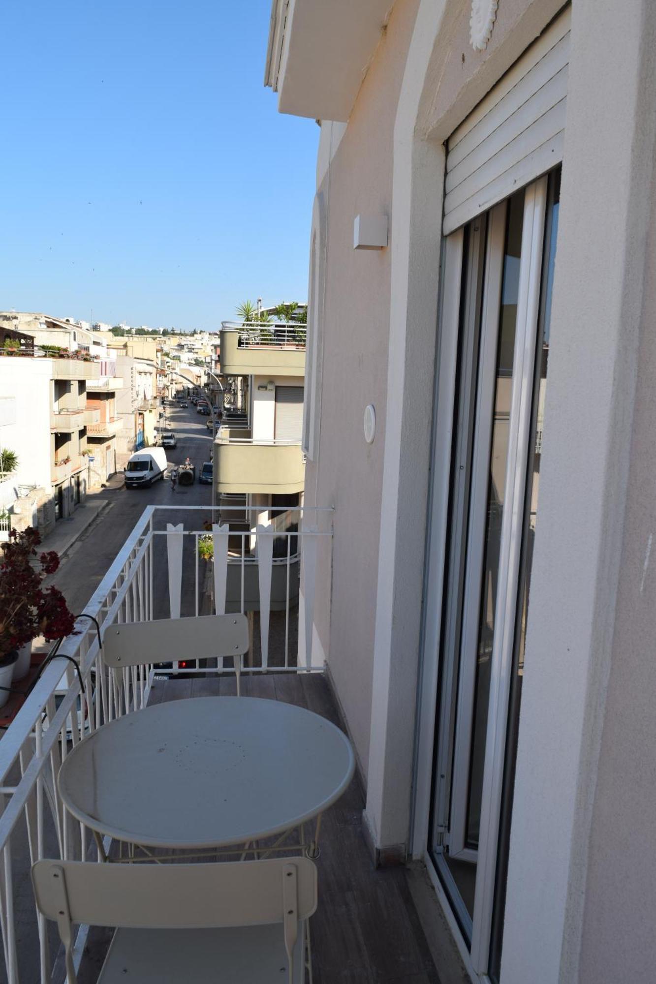 Domus Al Corso Con Servizio B&B Canosa di Puglia Buitenkant foto