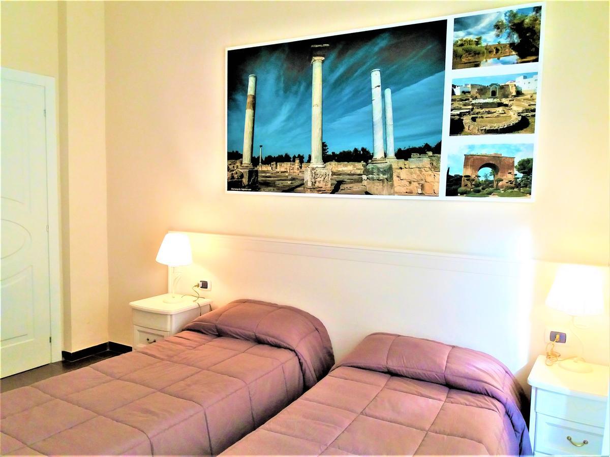 Domus Al Corso Con Servizio B&B Canosa di Puglia Buitenkant foto