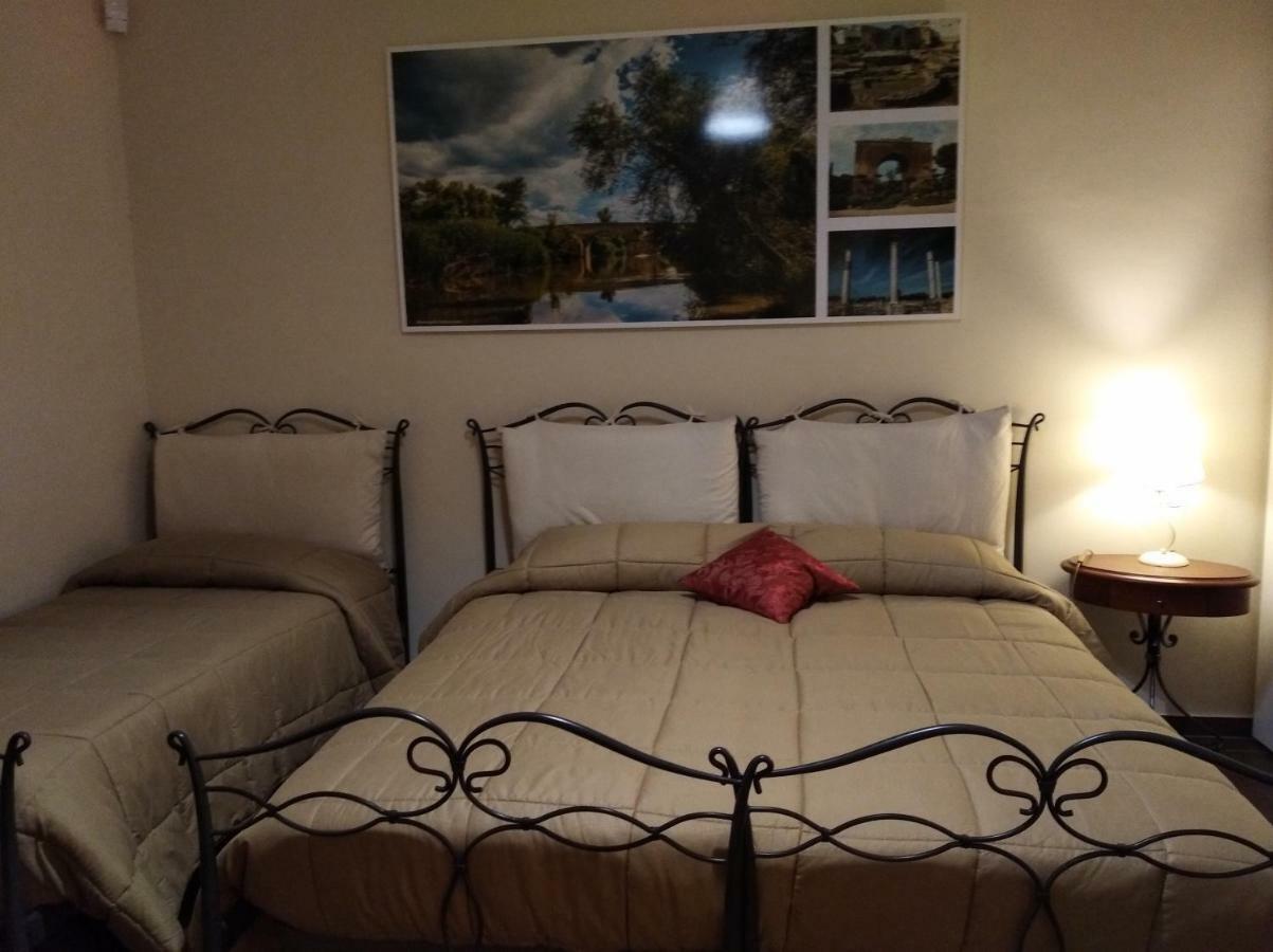 Domus Al Corso Con Servizio B&B Canosa di Puglia Buitenkant foto